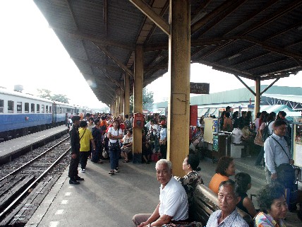 Thonburi Station